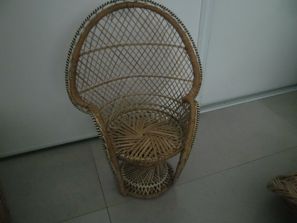Vintage rotan poppenstoel - pauwenstoel, Ophalen of Verzenden, Gebruikt, Accessoires