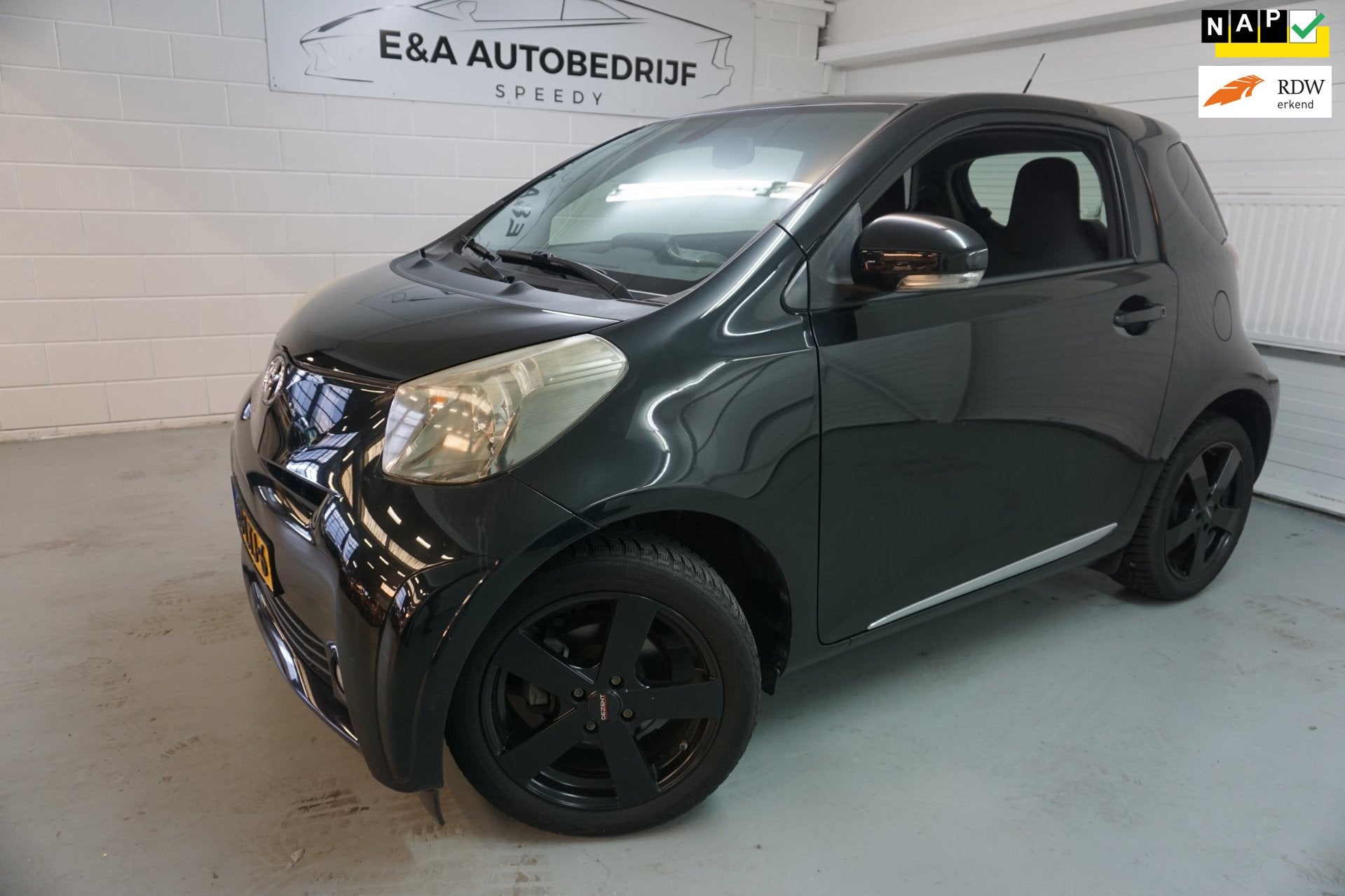 Toyota IQ 1.0 VVTi Aspiration /AIRCO / NAP /KEYLESS ENTRY, Gebruikt, 4 stoelen, Origineel Nederlands, Bedrijf
