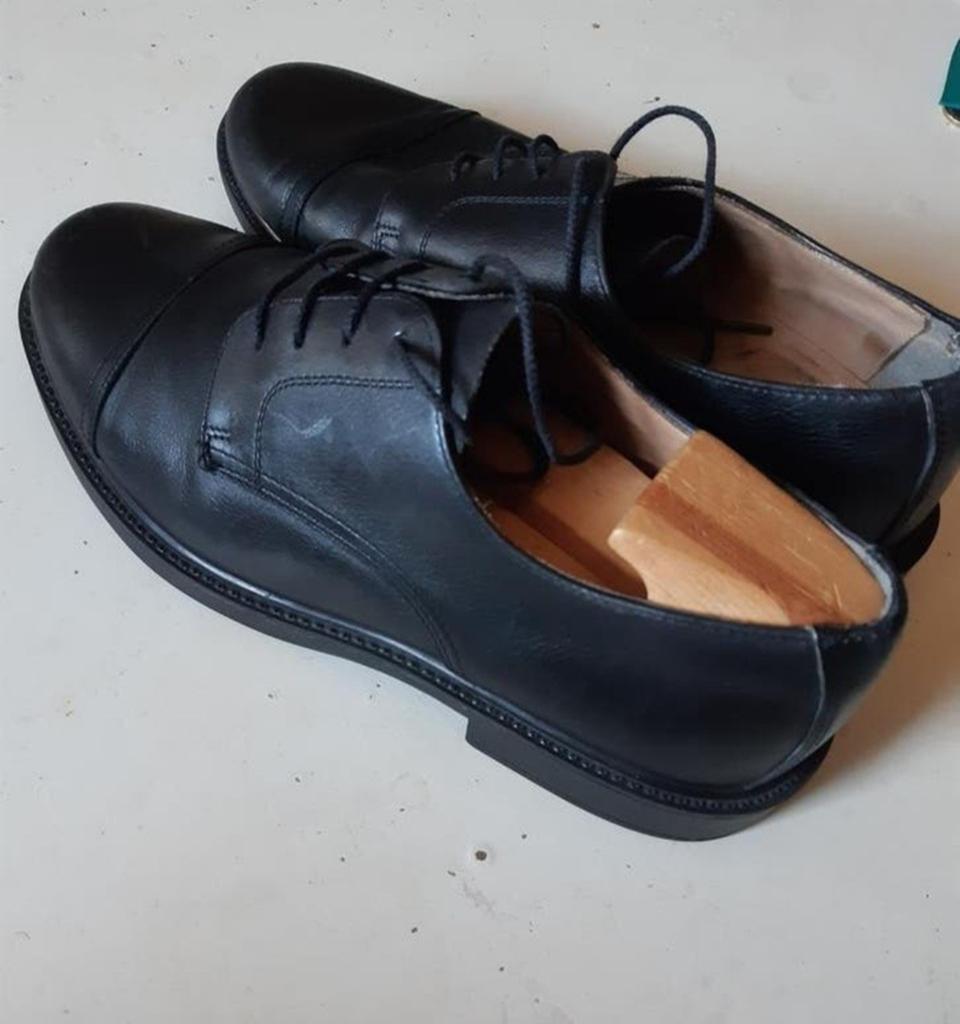 Van  lier  41, Ophalen of Verzenden, Zo goed als nieuw, Zwart