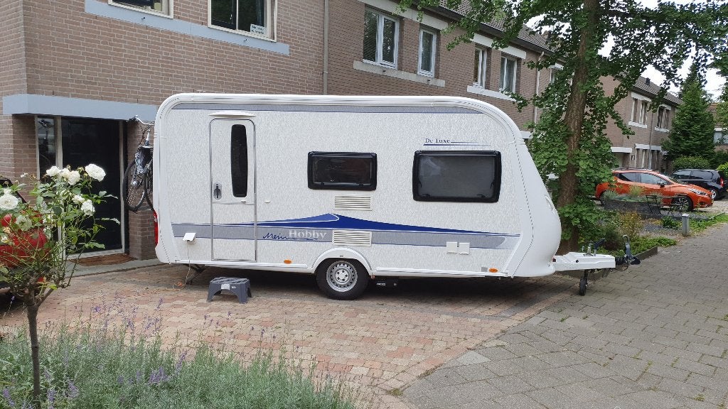 Hobby 440 SF met mover 1200kg te koop, Rondzit, Hobby, Dwarsbed, Particulier
