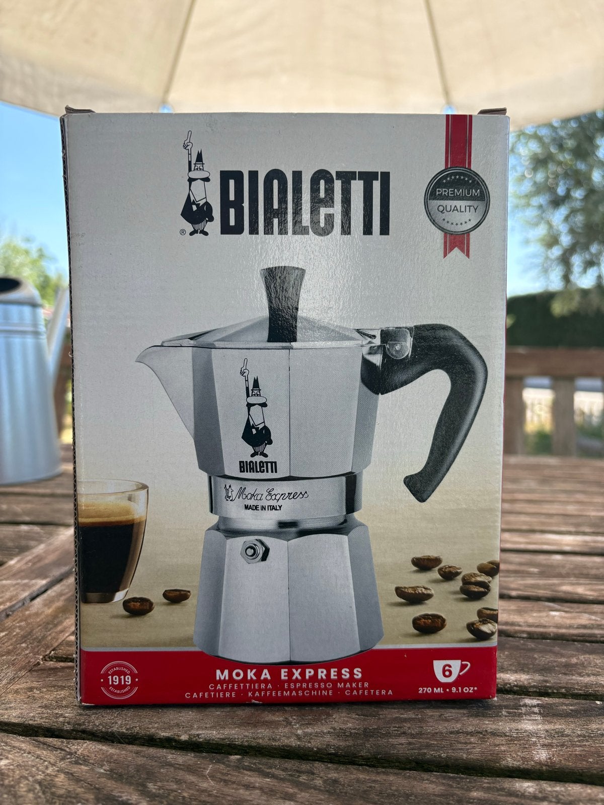 Bialetti Moka Express 6 kops - Nieuw in doos, Espresso apparaat, Nieuw, Gemalen koffie, Ophalen of Verzenden
