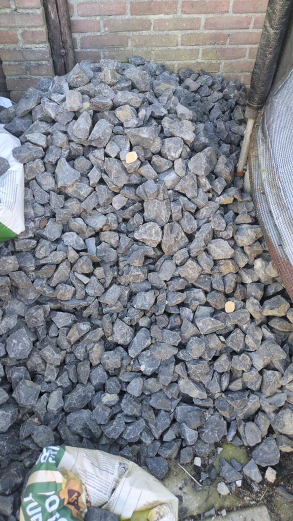 Gratis: keien voor korven, Ophalen, Gebruikt, Split, Basalt