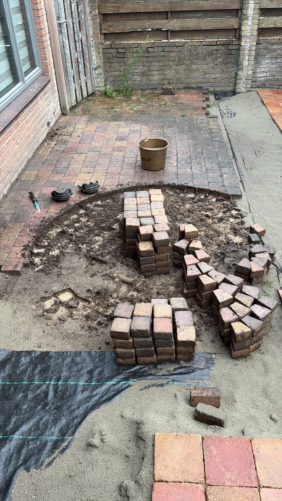 GRATIS, 2x Ronde waaiervormige sierbestrating, Tuin en Terras, Ophalen, Gebruikt, Beton, Klinkers