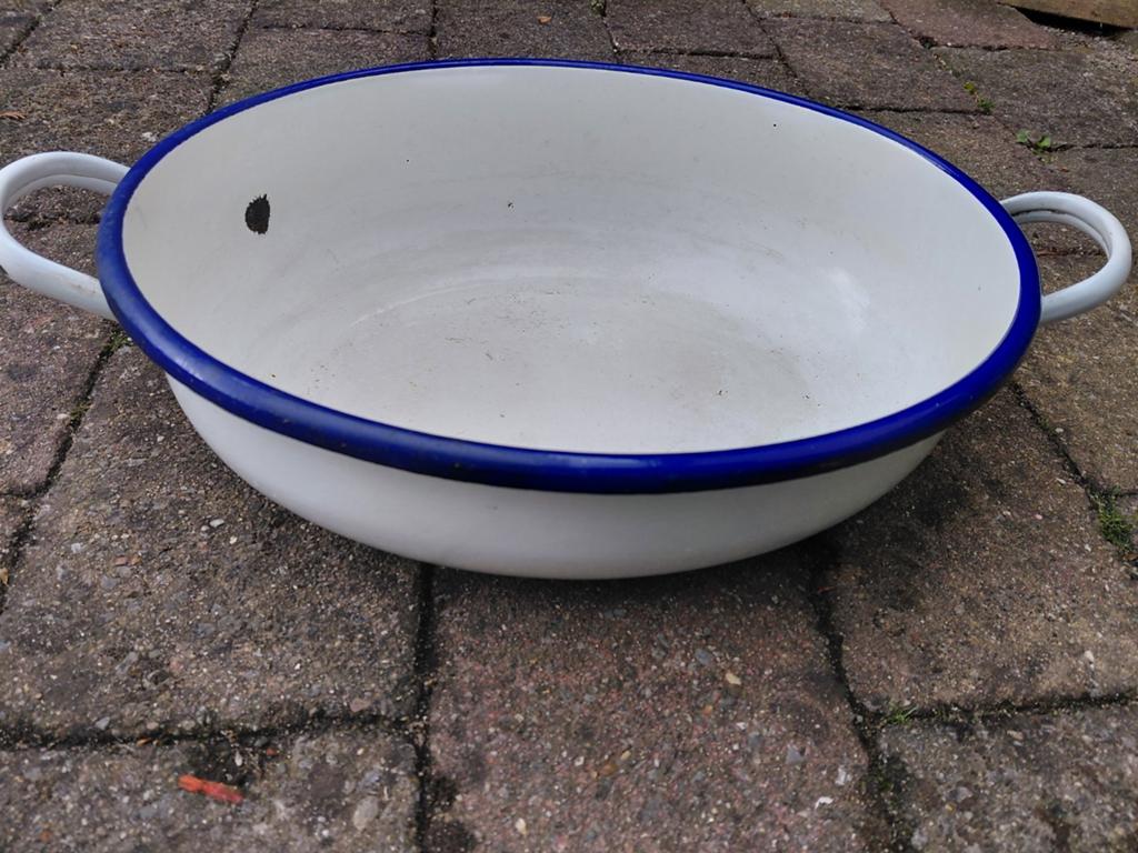 Vintage geëmailleerde wasbak wit/blauw, Antiek en Kunst, Antiek | Emaille, Ophalen of Verzenden