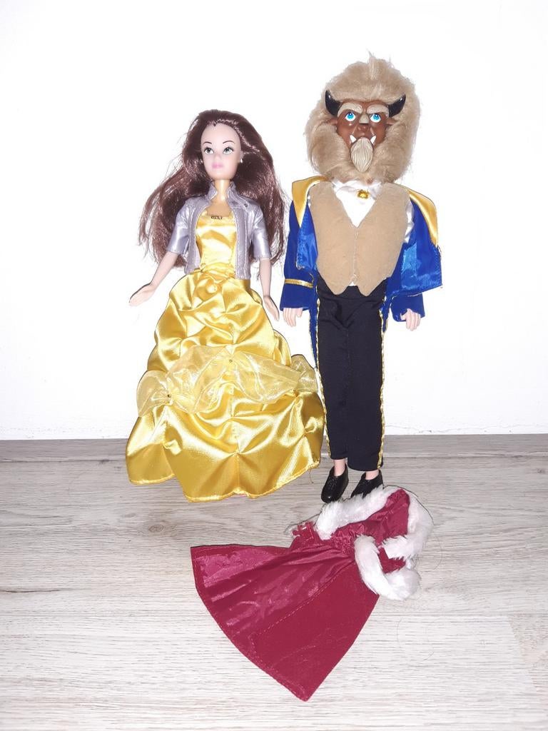 Belle en het beest poppen, Ophalen of Verzenden, Pop