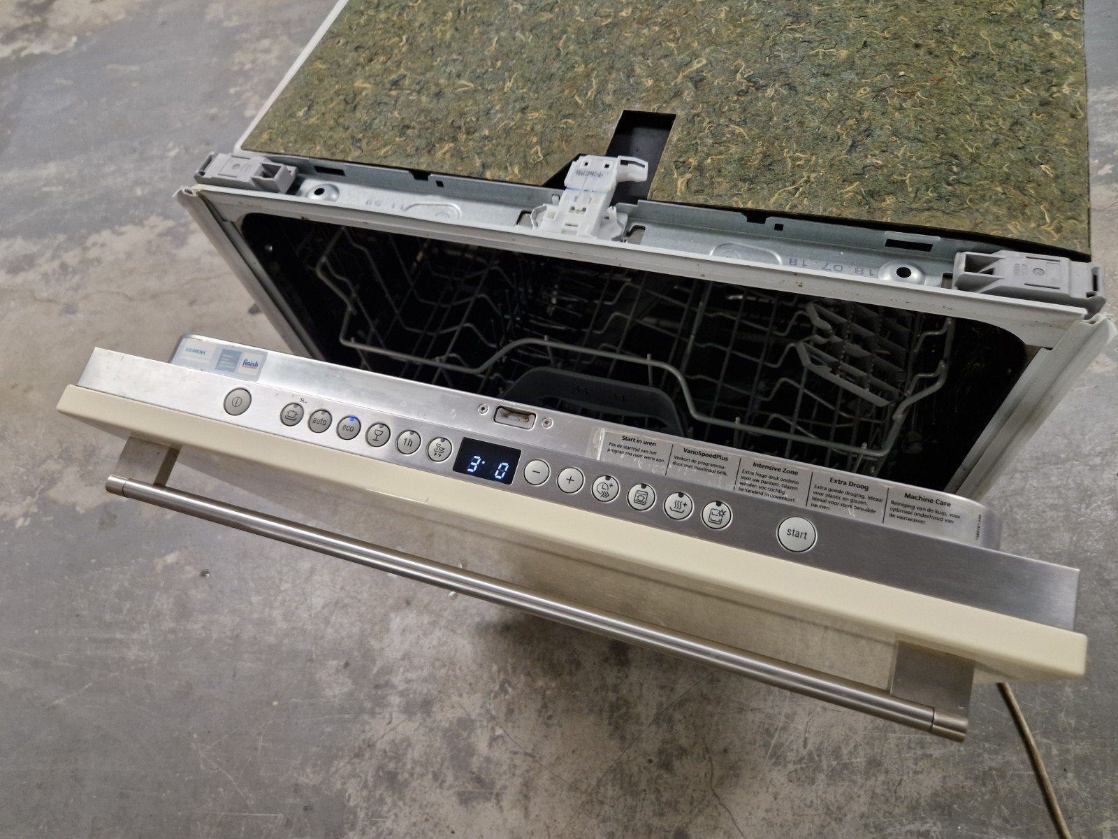 SIEMENS Jong Volledig Inbouw Vaatwasser A+ !! 165 EURO !!, Ophalen, Minder dan 85 cm, 60 cm of meer, Minder dan 10 liter