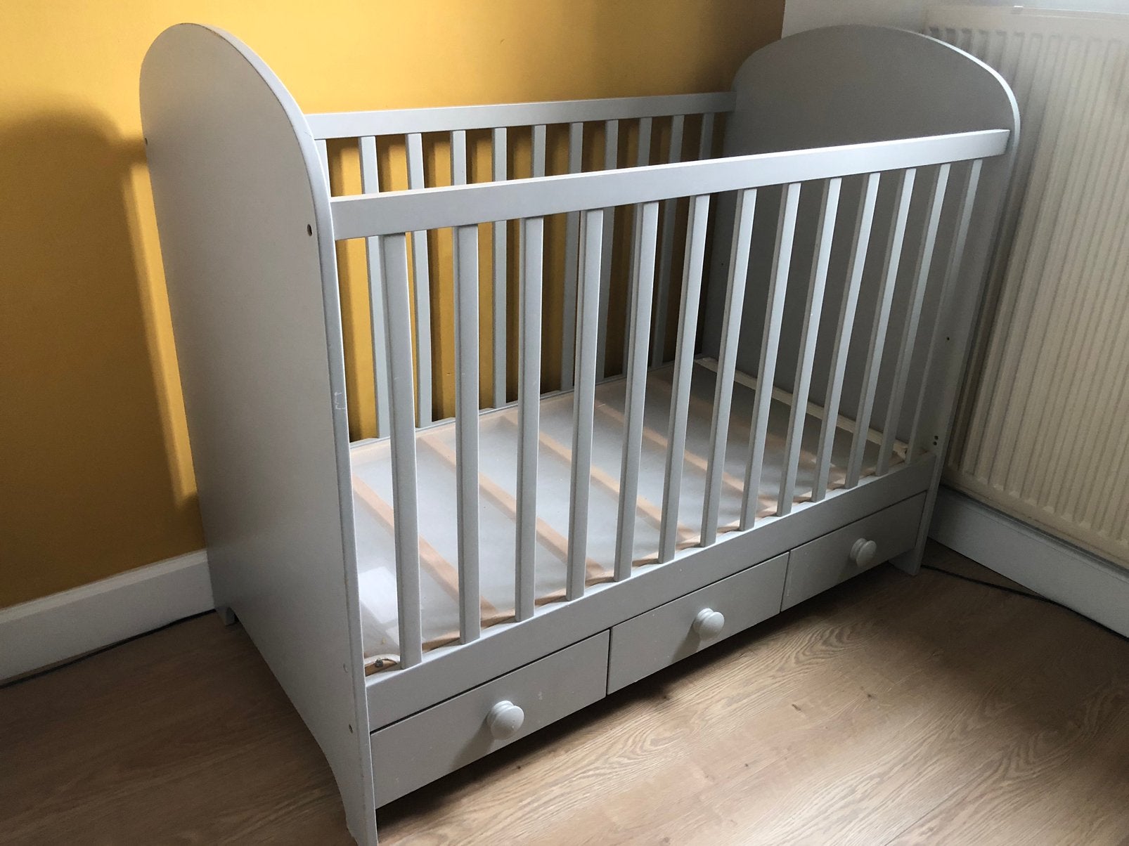 Ikea Gonnat ledikant babybedje oud model grijs 3 lades, Ophalen, Gebruikt, Ledikant