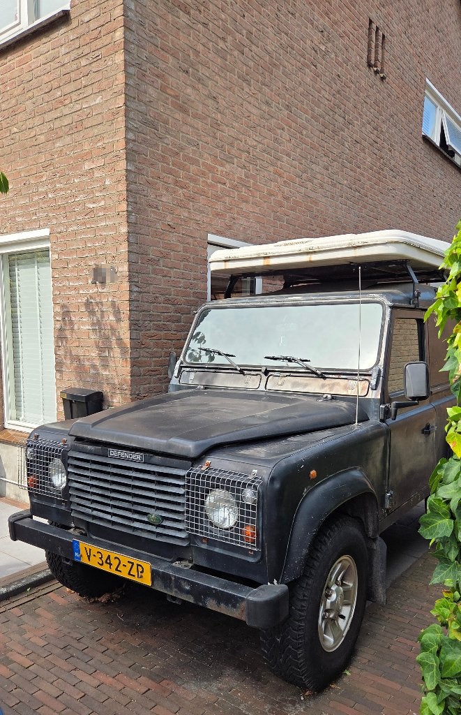 Laro Defender 90 300Tdi | 1998 | Grijs kenteken | Project, Stof, Land Rover, 2495 cc, Zwart