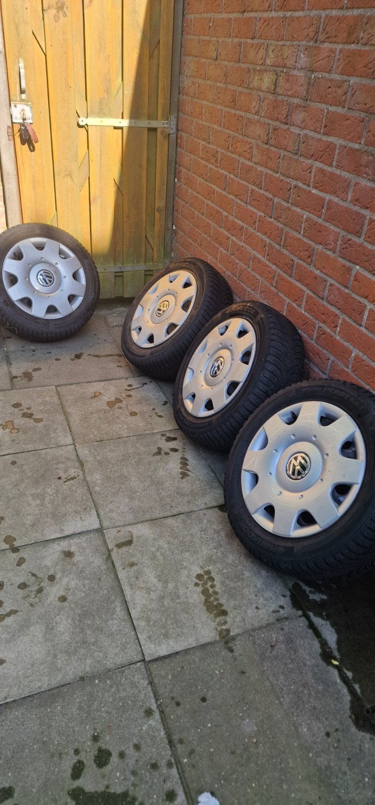Winterbanden ZGAN + velg 205/55-R16 Hankook icept RS2, Ophalen, Nieuw