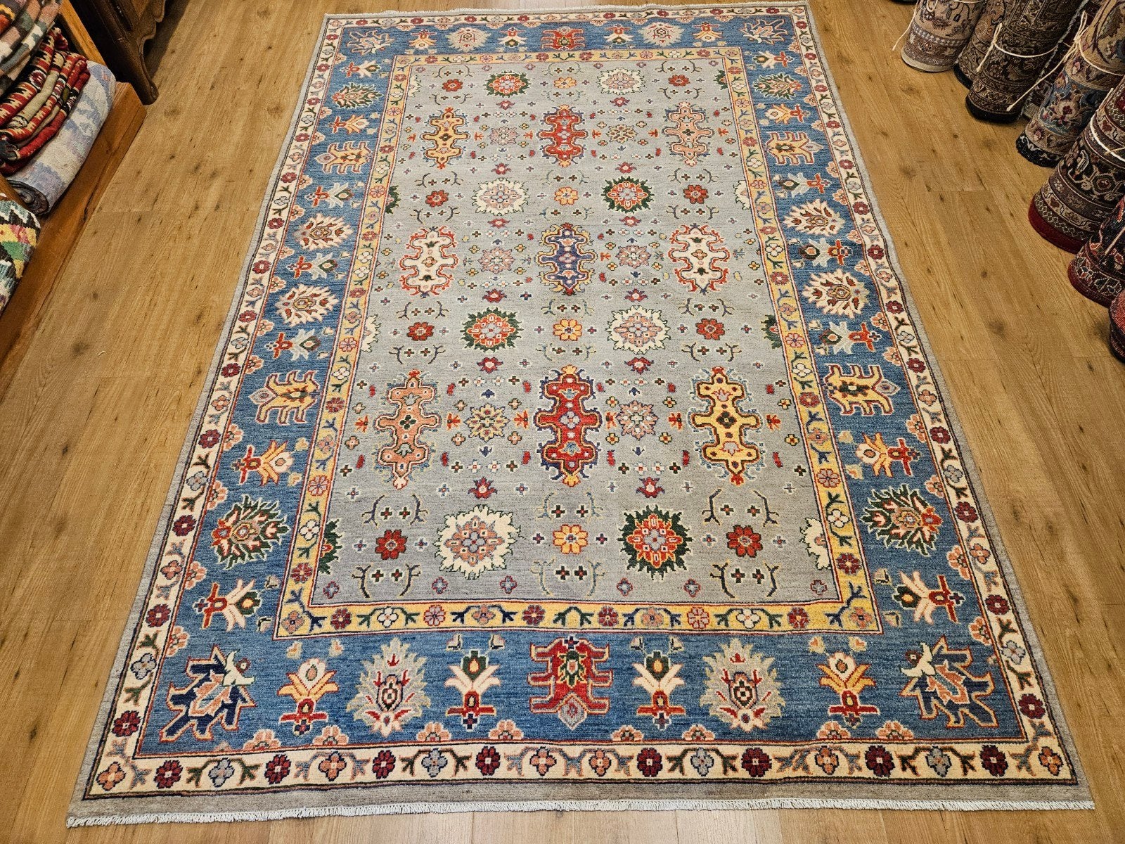 Handgeknoopt oosters tapijt kazak 297x200, Info@SlatsAntiek.nl, Crème, Perzisch, Vof Slats Antiek