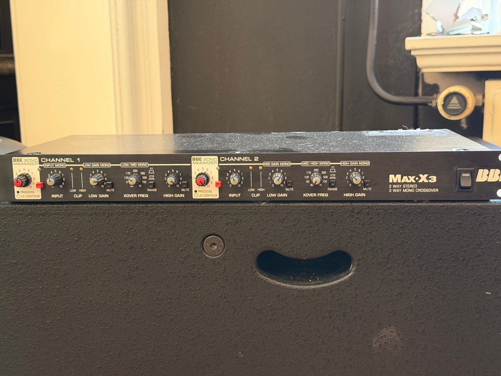 BBE Max-X3 2-weg Stereo 3-weg Mono Crossover, Ophalen, Gebruikt, Minder dan 5 kanalen