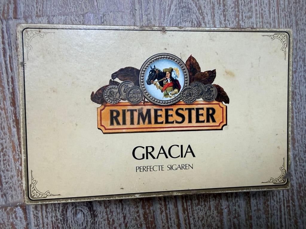 Diverse sigarendoosjes - Ritmeester, La Paz, Panter Mignon, Verzamelen, Ophalen of Verzenden, Gebruikt, Tabaksdoos of Verpakking