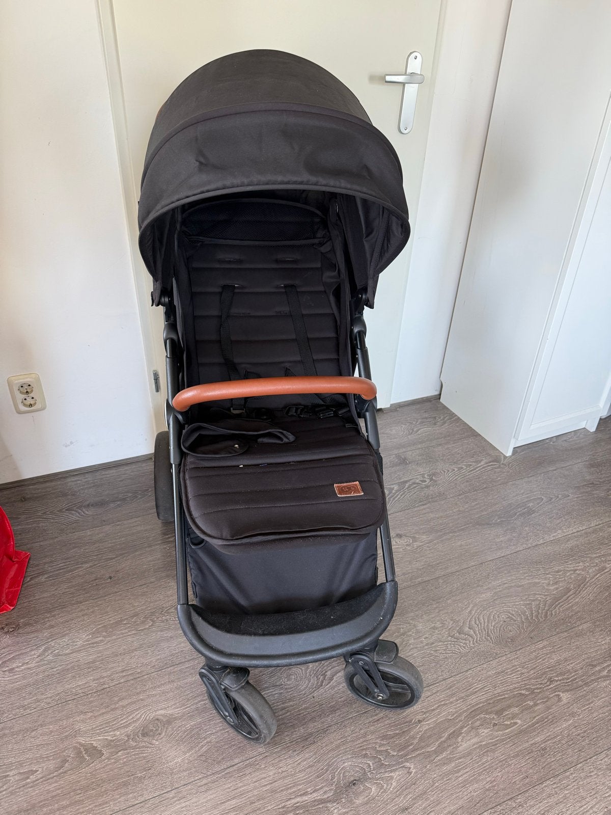 KinderKraft Grande Plus Lichtgewicht Buggy Zwart, Ophalen, Gebruikt, Kinderwagen, Overige merken