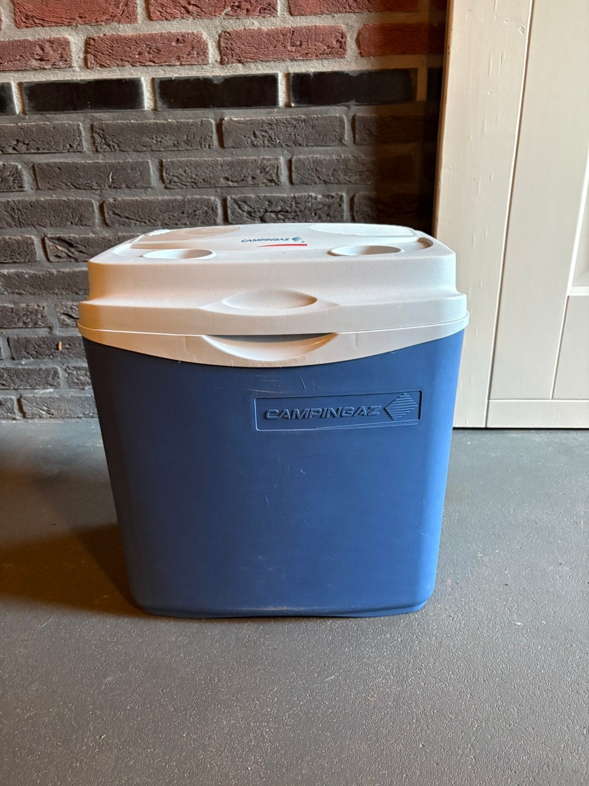 Grote koelbox voor onderweg, Ophalen, Zo goed als nieuw, Elektrisch