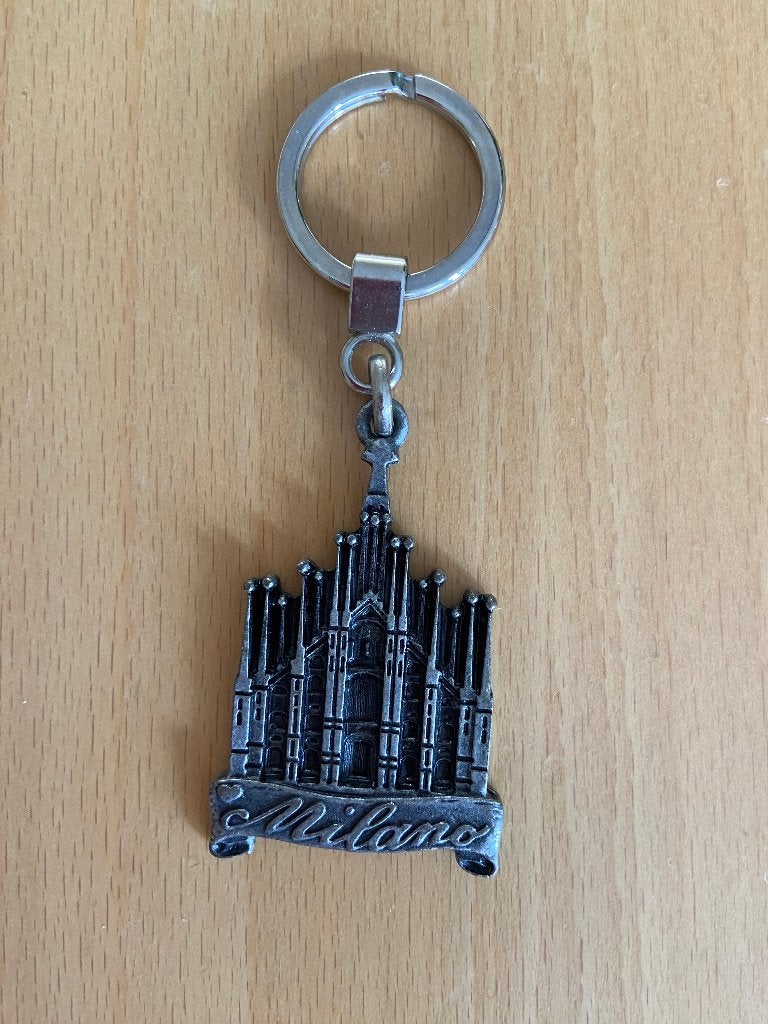 Sleutelhanger Milaan Duomo Kathedraal Souvenir, Ophalen of Verzenden, Zo goed als nieuw, Stad of Land