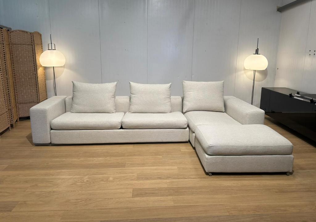 NIEUW GESTOFFEERD Flexform Groundpiece Hoekbank