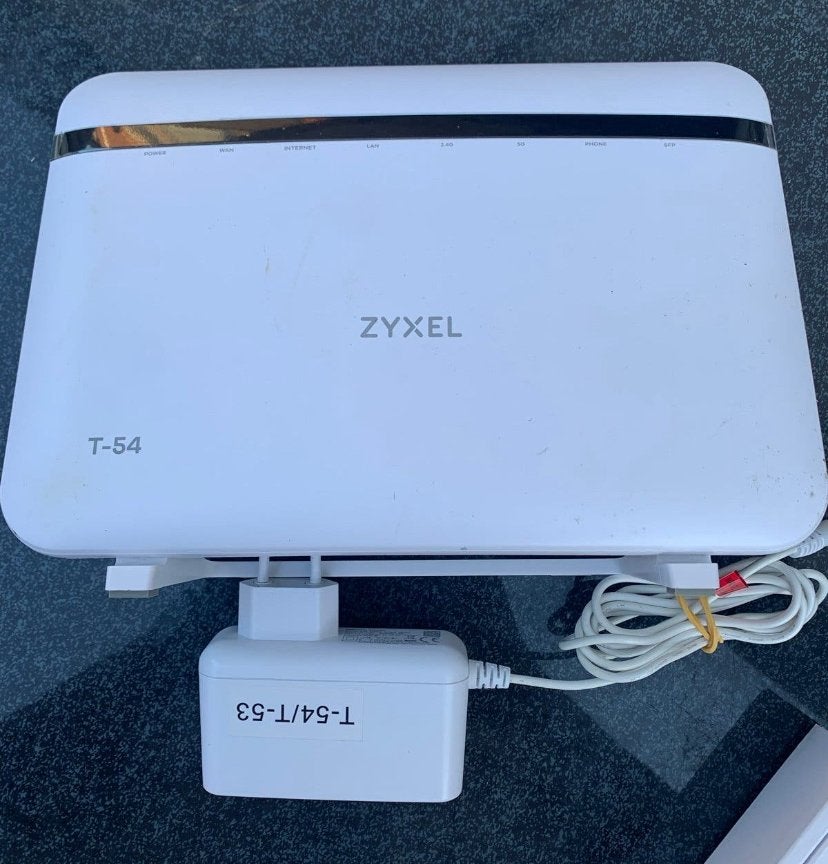 Zyxel T-54 Router - Snelle en Betrouwbare Wifi, Computers en Software, Ophalen, Gebruikt, Router
