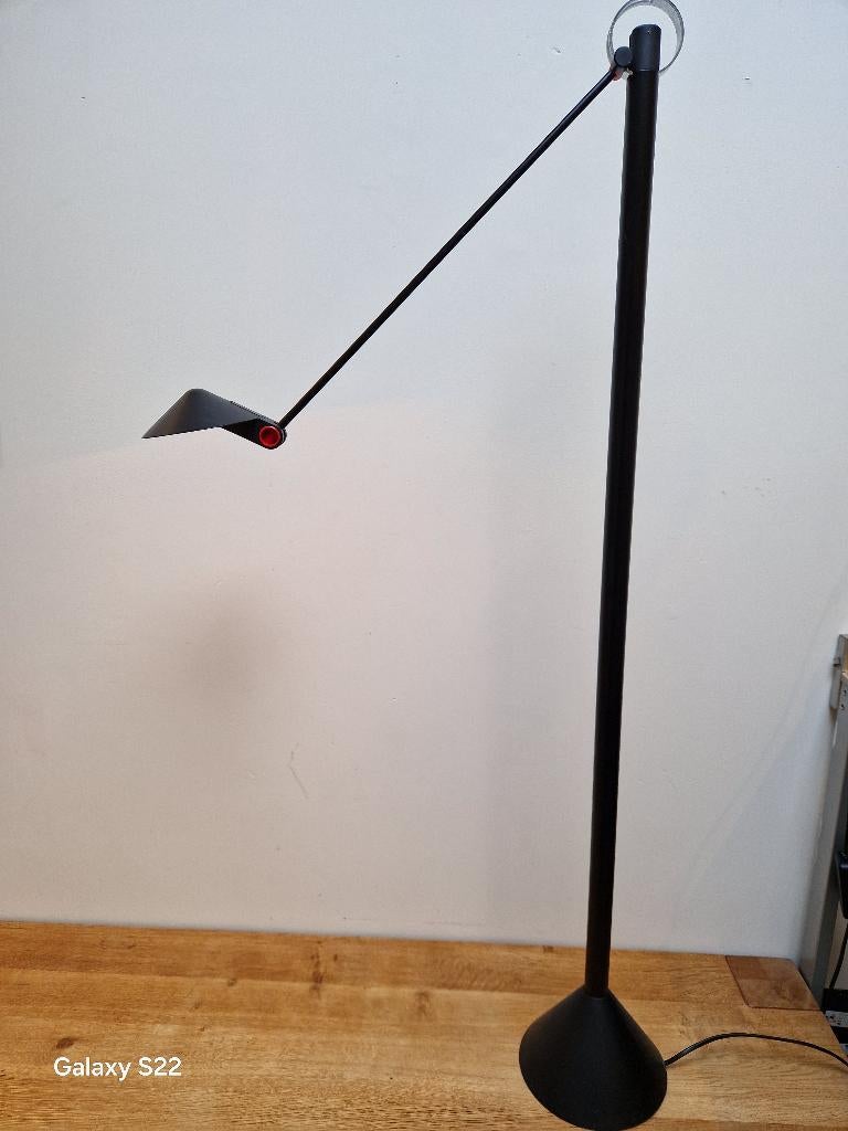Vloerlamp Memphis Milano, Ophalen, Zo goed als nieuw, Metaal, 150 tot 200 cm