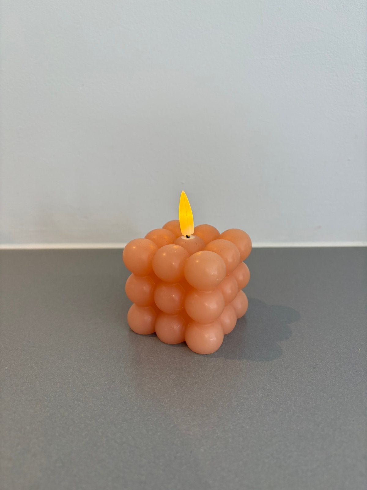 Led kaars vierkant met bubbels, Ophalen of Verzenden, Zo goed als nieuw, Oranje, Kaars