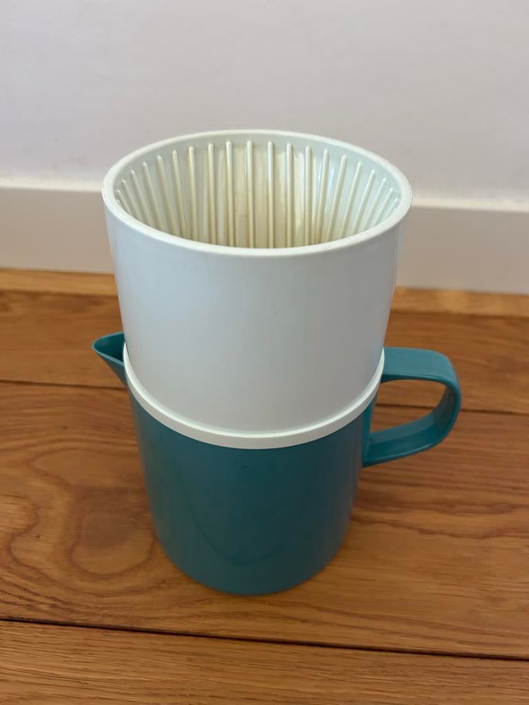 Melitta 102 koffiefilterhouder met kan - Vintage, Huis en Inrichting, Keuken | Keukenbenodigdheden, Kunststof, Ophalen of Verzenden