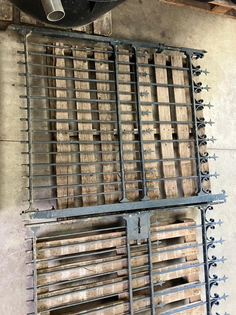 Antiek gietijzeren hekwerk met poort - 10 meter, Tuin en Terras, Ophalen, Met poort, Gebruikt, Sierhekwerk