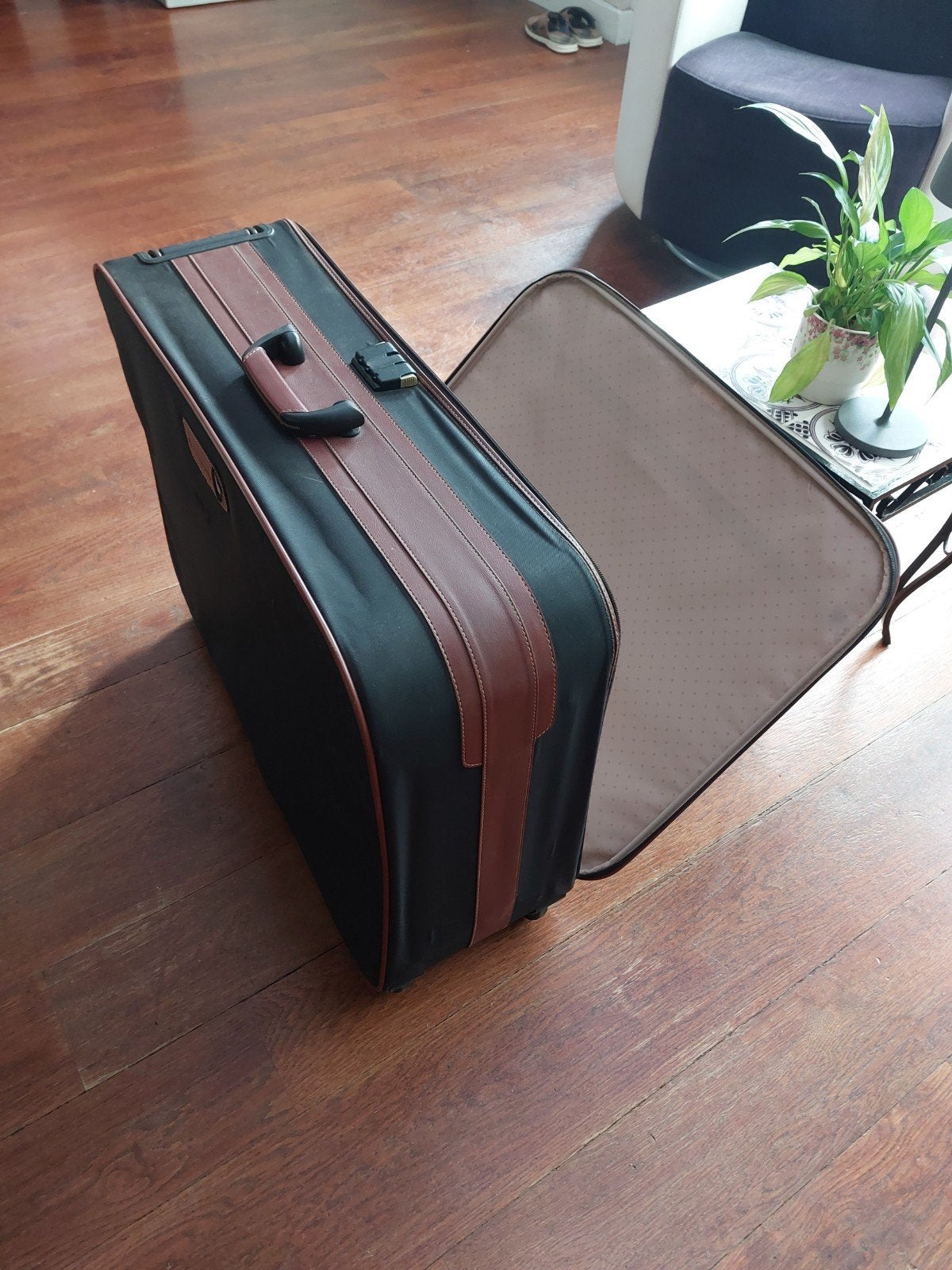 Reiskoffer, merk Samsonite, kan op slot, Sieraden, Tassen en Uiterlijk, Koffers, Wieltjes, 50 tot 60 cm, Ophalen of Verzenden