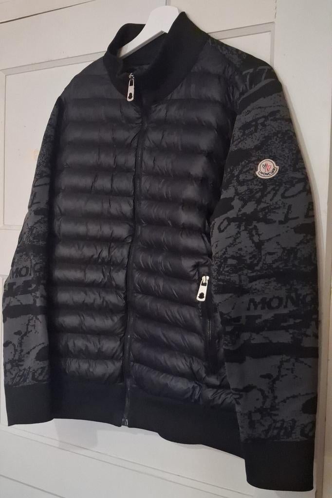 Moncler jas - Zwart met patroon, Ophalen