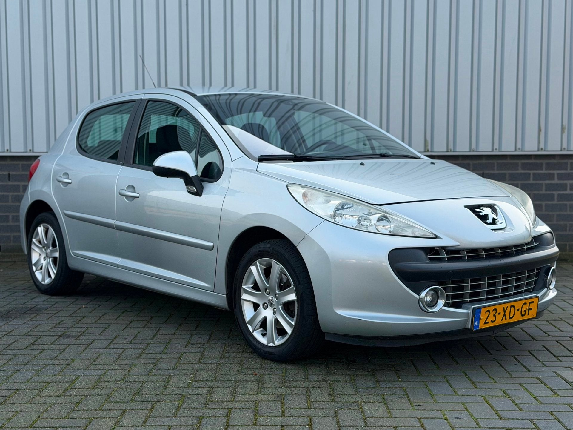 Peugeot 207