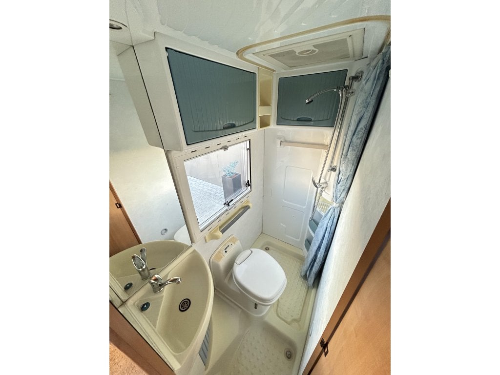 Foto 20 van Chausson WELCOME 70 Fransbed/NAP Fiat Ducato 2002