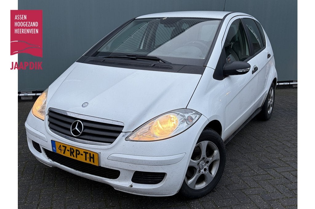 Mercedes-Benz A-Klasse BJR 2005 150 Classic 96 PK AUTOMAAT |, Auto's, Mercedes-Benz, 4 cilinders, 400 kg, Wit, Grijs