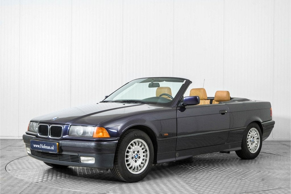 BMW 3 Serie Cabrio 318i Executive (bj 1996, automaat), Auto's, Achterwielaandrijving, 4 cilinders, Cabriolet, Leder