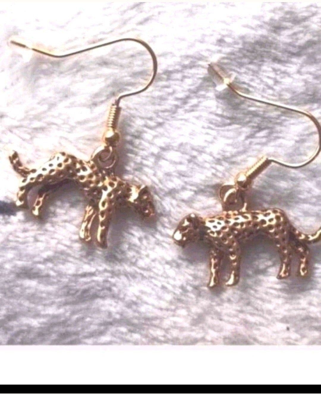 oorbellen panter, Verzenden, Nieuw, Goud, Hangers
