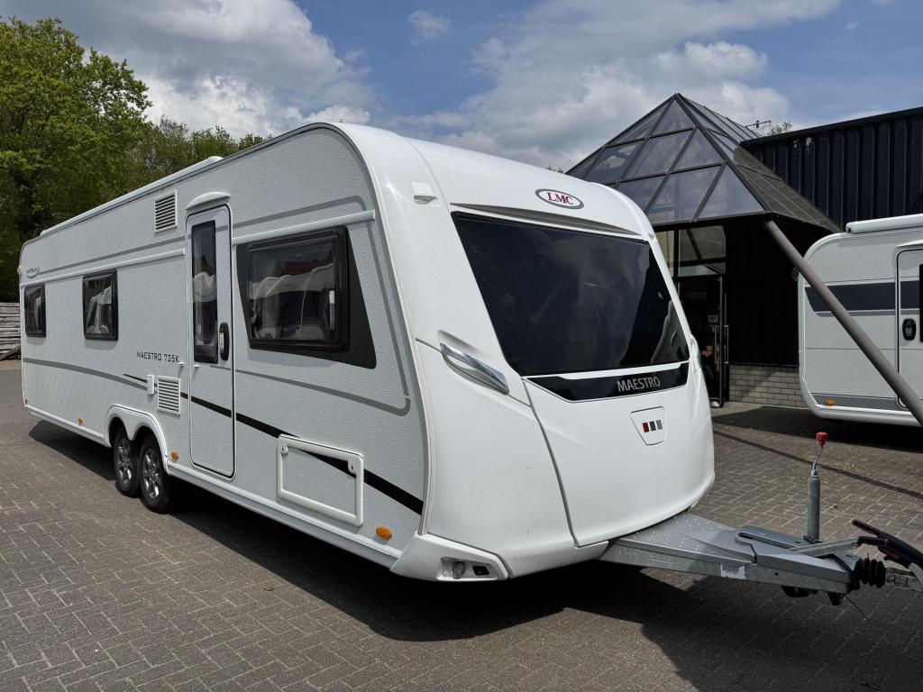 LMC Maestro 735 K 2019 | Stapelbed | 7persoons, Caravans en Kamperen, Caravans, Rondzit, 7 tot 8 meter, Bedrijf, Overige typen