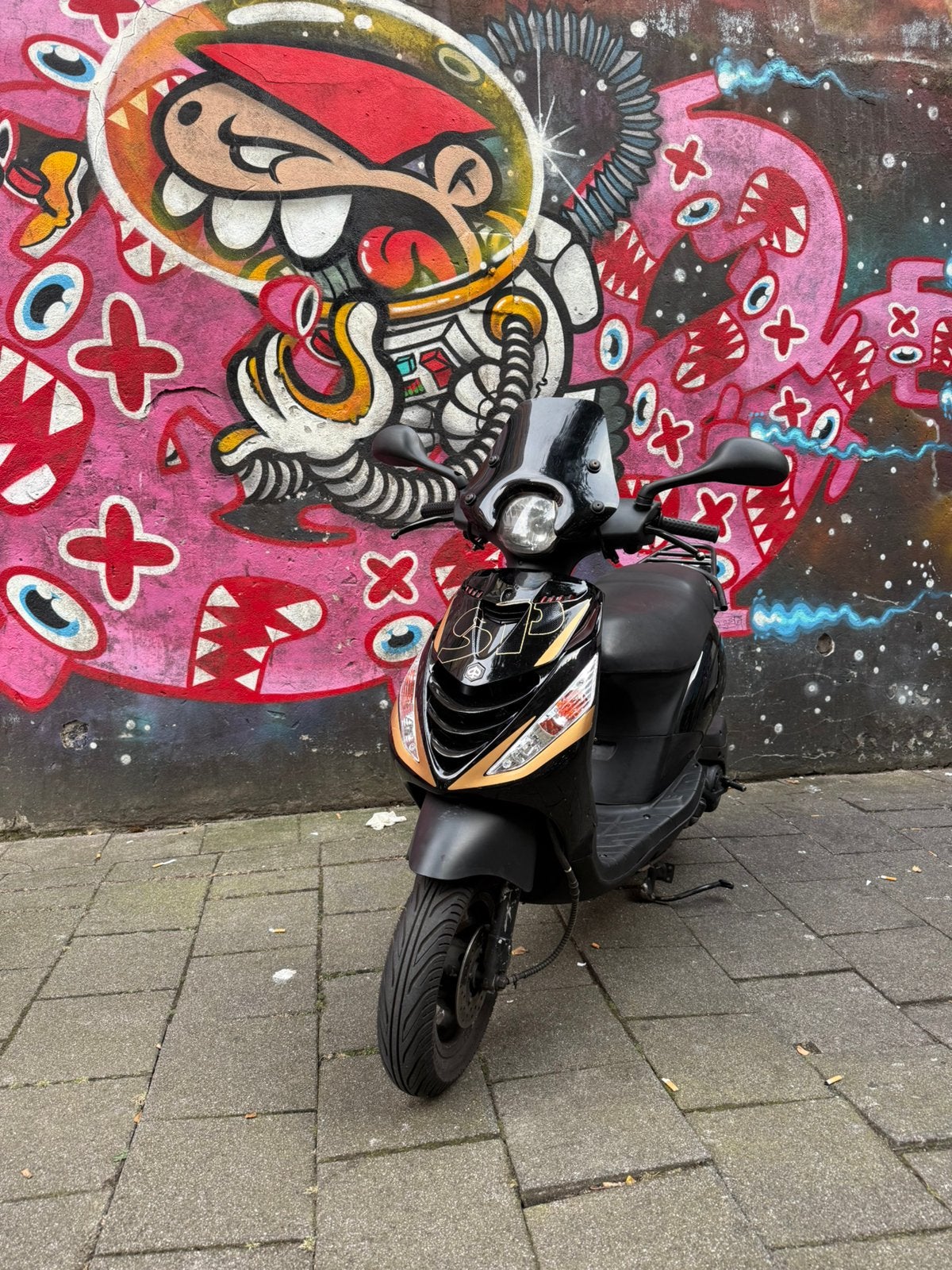 80cc Piaggio zip, Ophalen, Zo goed als nieuw, Benzine, Zip
