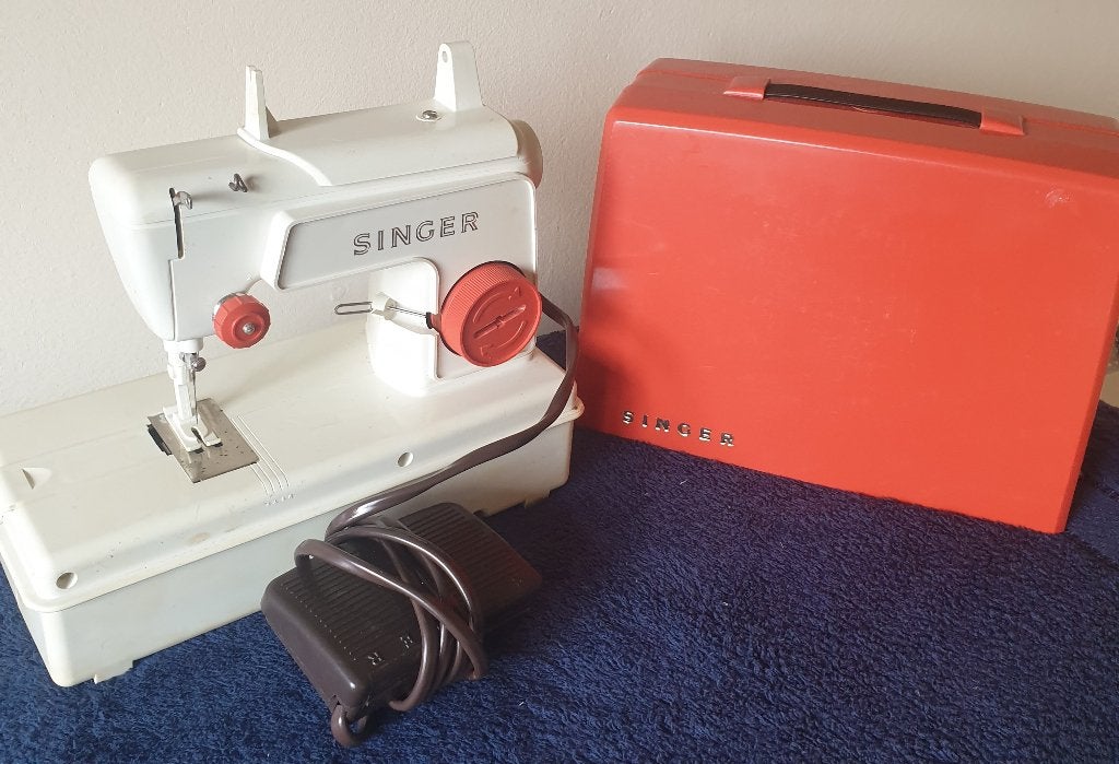 Singer kinder naaimachine met doos vintage/retro, Verzenden, Gebruikt, Naaimachine, Singer