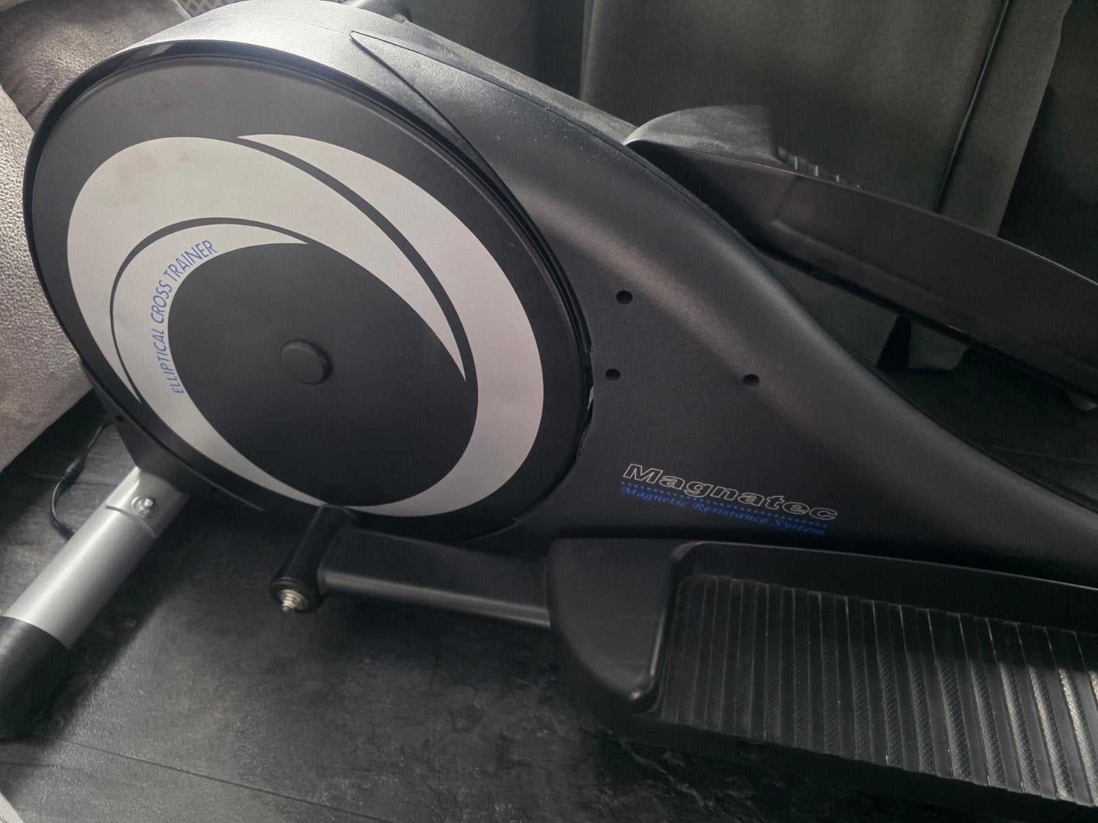 Magnatec Elliptical Crosstrainer - Zo goed als nieuw, Ophalen