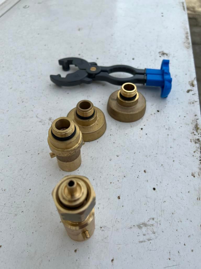 LPG adapters en sleutel, Ophalen of Verzenden, Gebruikt, Universele onderdelen