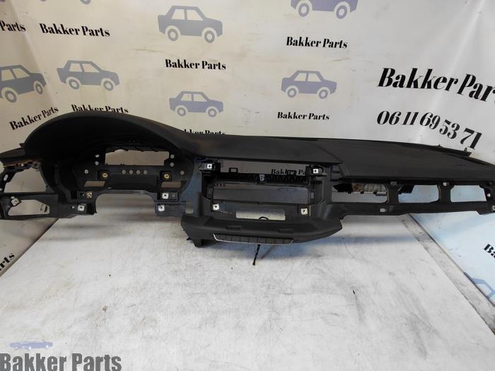 Dashboard van een Audi A4, Gebruikt, -, -, -