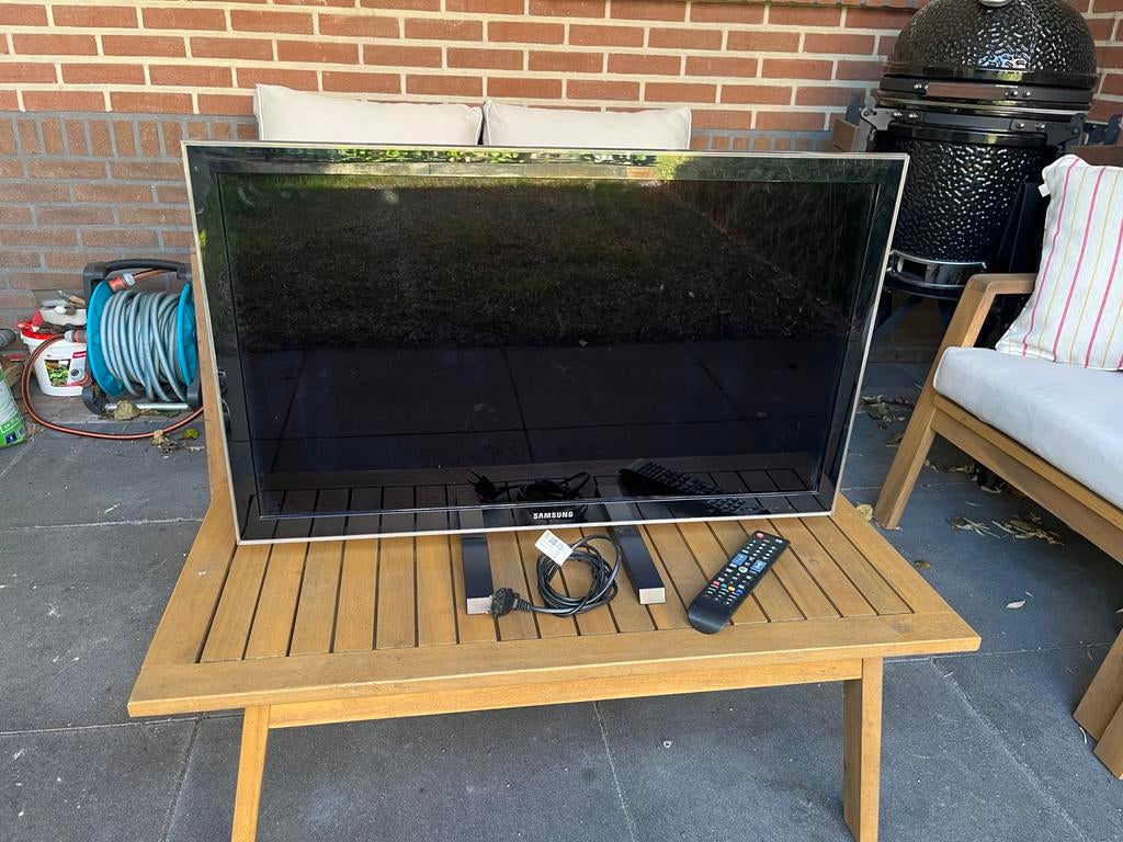 Samsung UE32D5000 32" Full HD LCD TV 100Hz, Ophalen, LCD, 80 tot 100 cm, Zo goed als nieuw