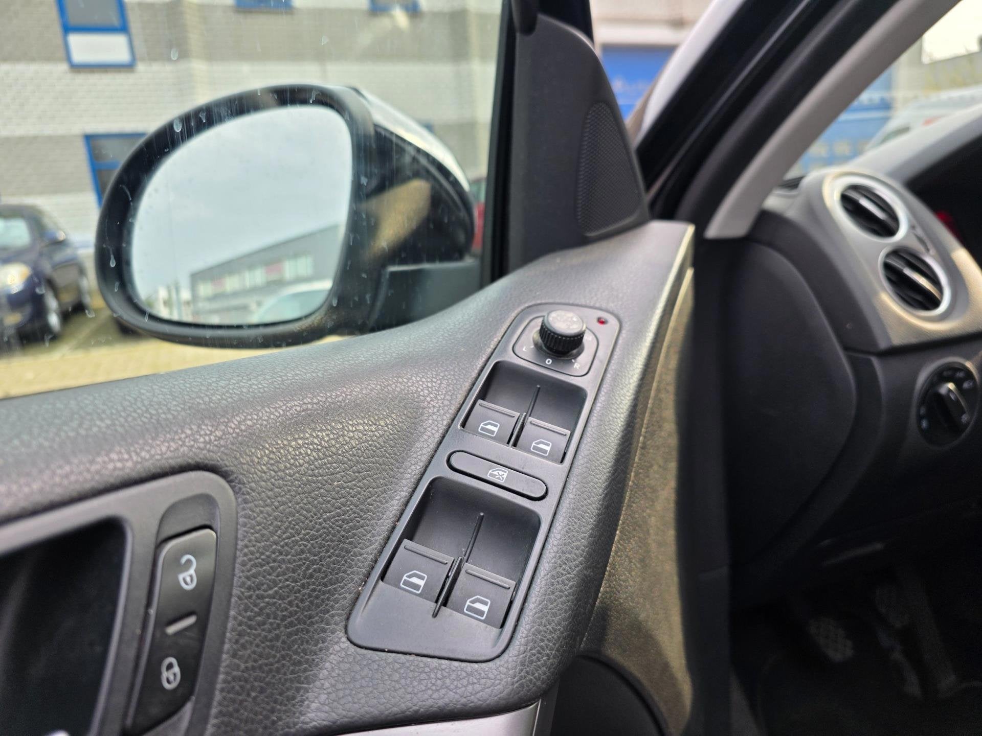 Volkswagen Tiguan 1.4 TSI Trend&Fun 4Motion, Stof, Gebruikt, Zwart, 4 cilinders