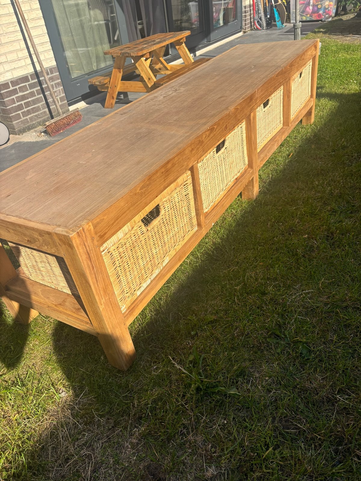 Gratis!! Houten TV-meubel/ladekast met 4 manden, Ophalen, Gebruikt, 150 tot 200 cm, Minder dan 100 cm