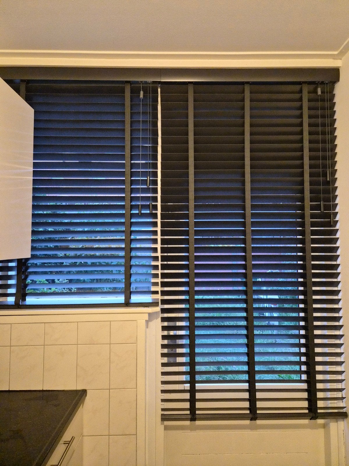 Houten jaloezieën en rolgordijnen op maat - Liman Decor, Rolgordijn, Ophalen of Verzenden, Jaloezie