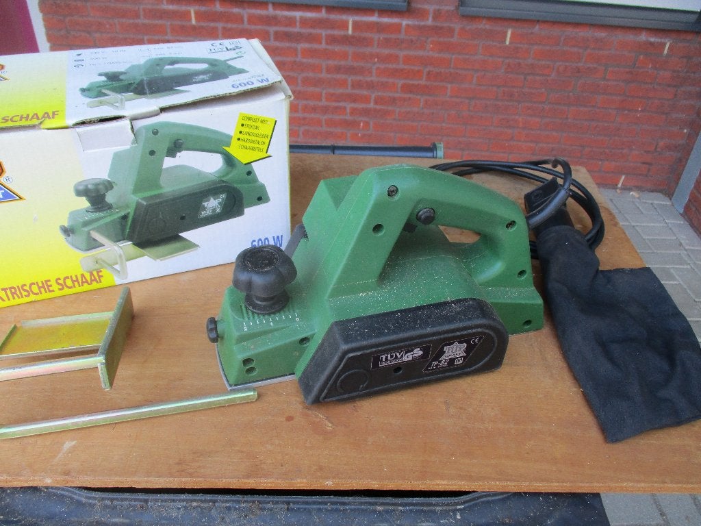 Schaafmachine, Ophalen, Zo goed als nieuw, Elektrisch