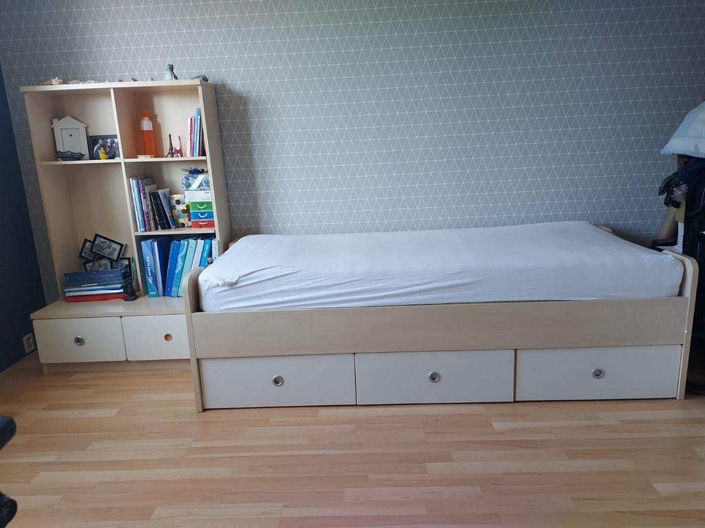 Tienerkamer: bed met buro, Huis en Inrichting, Slaapkamer | Bedden, Ophalen, Gebruikt, 90 cm, Eenpersoons