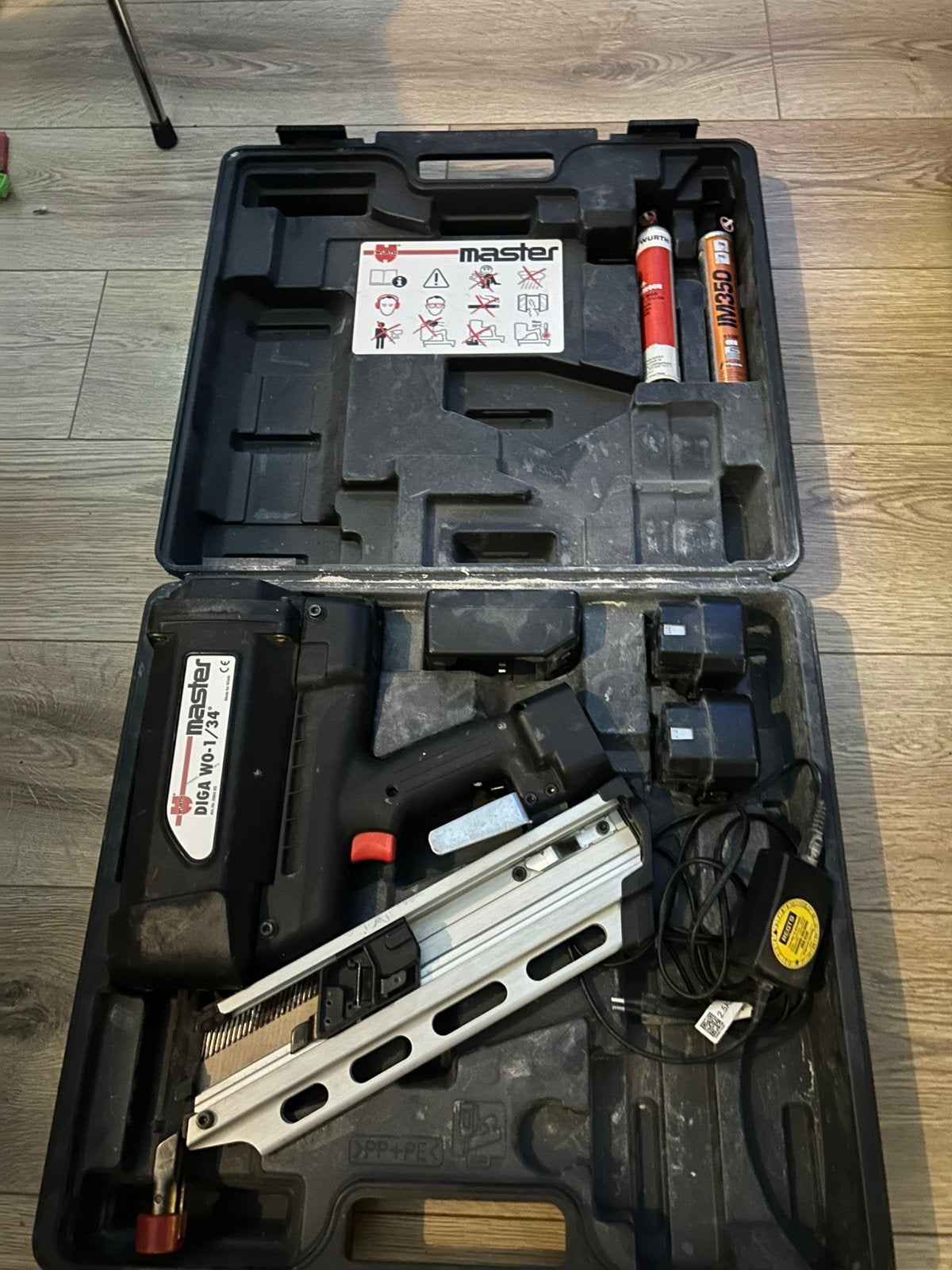 Spijkerpistool wurth, Doe-het-zelf en Verbouw, Ophalen, Zo goed als nieuw