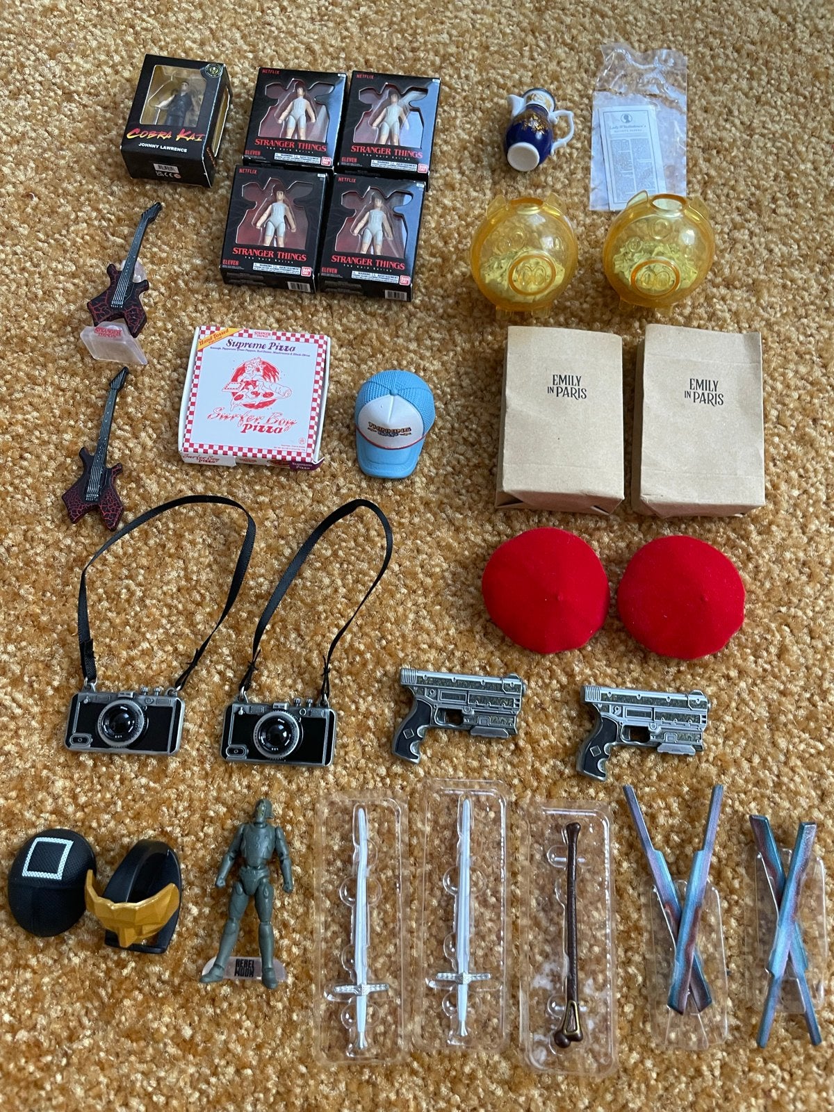 Mini brands van zuru stranger Things, Cobra Kai & Me, Kinderen en Baby's, Verzenden, Zo goed als nieuw