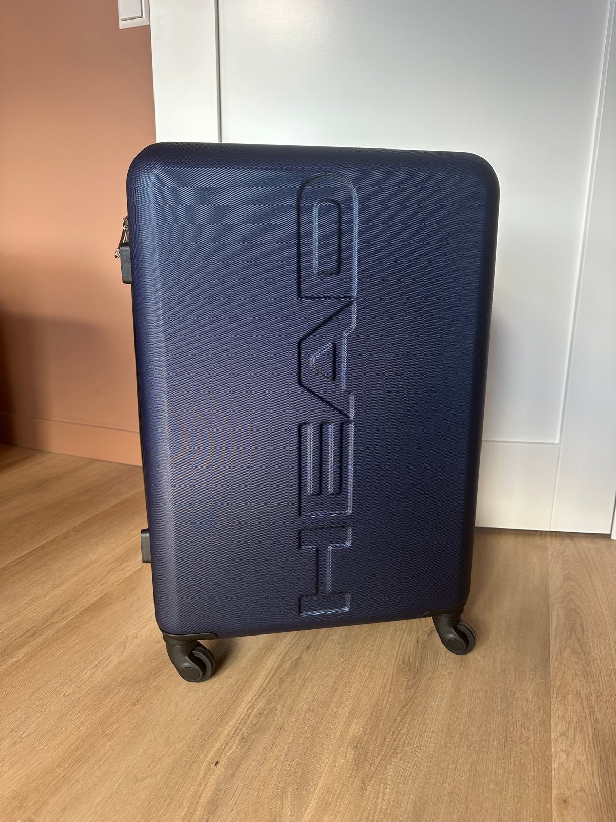 HEAD Koffer Navy M - Nieuw met TSA slot en wieltjes, Ophalen of Verzenden, Nieuw, Hard kunststof, Uitschuifbare handgreep
