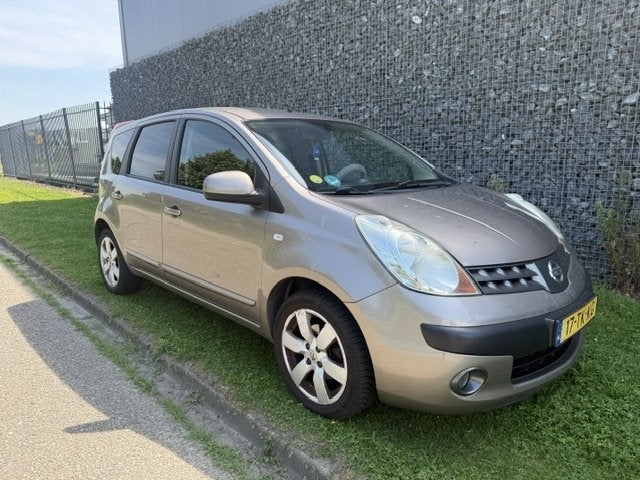 Nissan Note 1.4 First Note AIRCO (bj 2006), Auto's, Nissan, Automatische klimaatregeling, 4 cilinders, Bruin, Origineel Nederlands