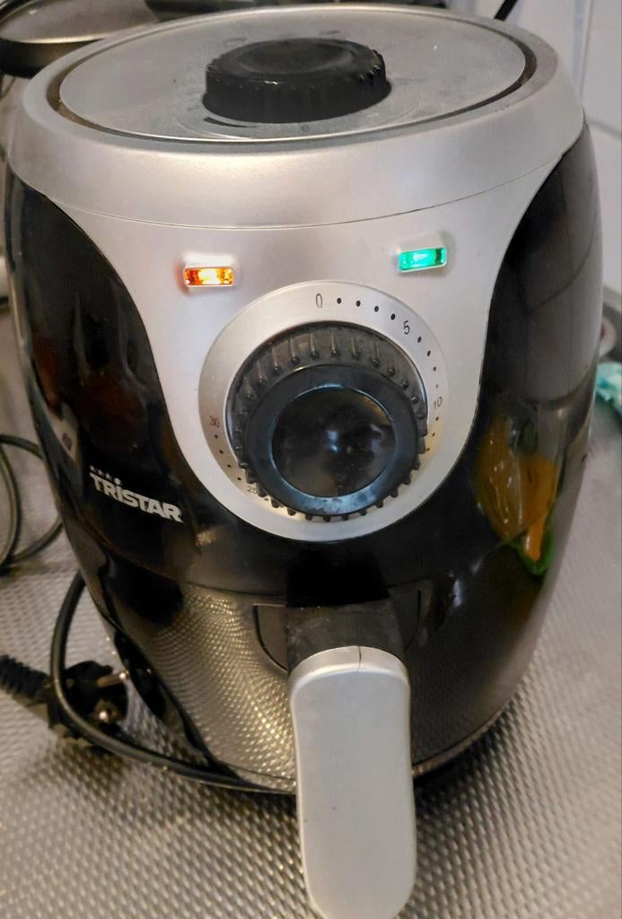 Tristar Airfryer - Compact en Gebruiksvriendelijk, Witgoed en Apparatuur, Ophalen of Verzenden, Gebruikt, Airfryer, Minder dan 750 gram