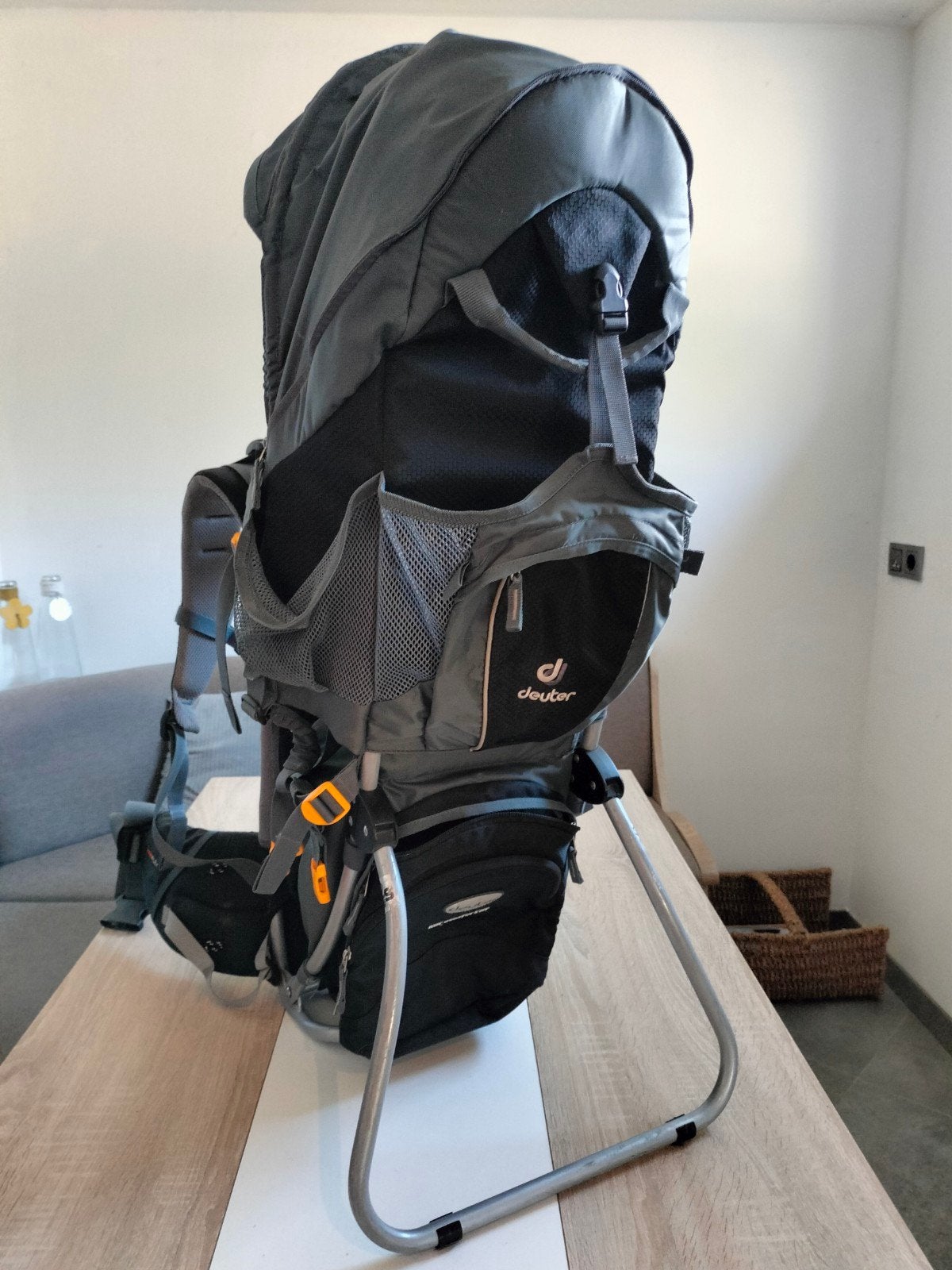 Deuter Kid Comfort Rugdrager - Incl. Regenhoes & Voetsteunen, Overige typen, Zo goed als nieuw, Rug, Ophalen